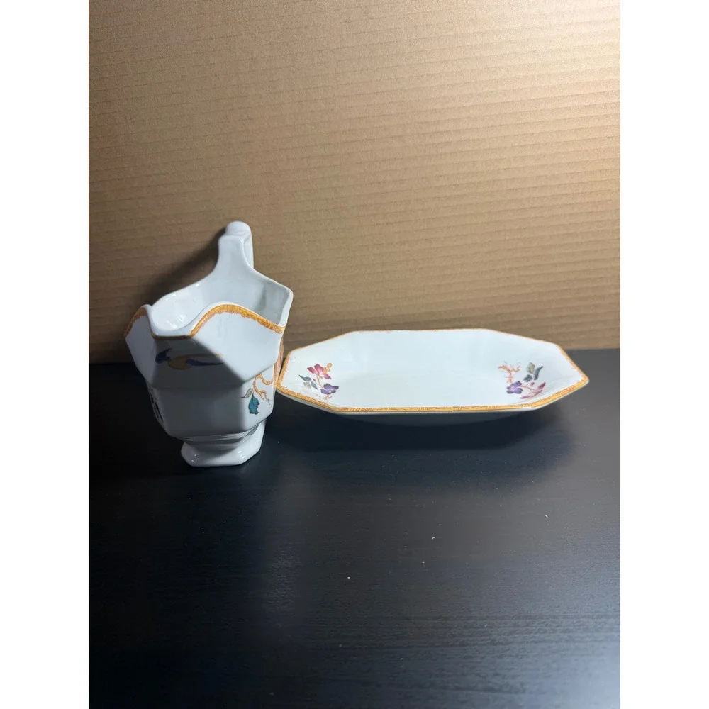 Wedgwood Devon Rose Chinoiserie Gravy Boat Underplate England Floral Bone China